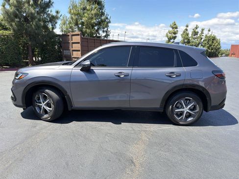 Used 2024 Honda HR-V EX-L image 3