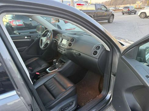 Used 2013 Volkswagen Tiguan SEL image 8