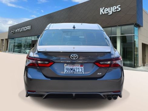 Used 2023 Toyota Camry SE w/ Convenience Package FWD image 6