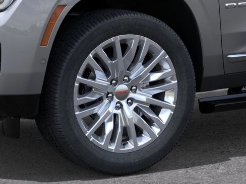 New 2026 GMC Yukon XL Denali w/ Sun & Power Step Package AWD/4WD image 9