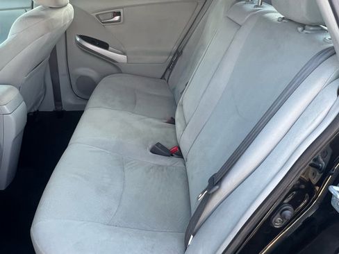 Used 2013 Toyota Prius One image 11