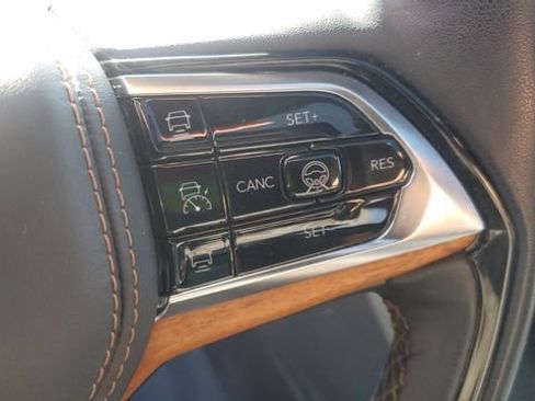 Certified 2022 Jeep Grand Cherokee Summit AWD/4WD image 15