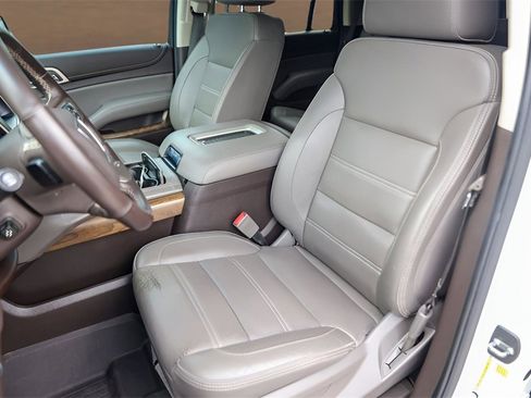 Used 2018 GMC Yukon Denali w/ Denali Ultimate Package image 7