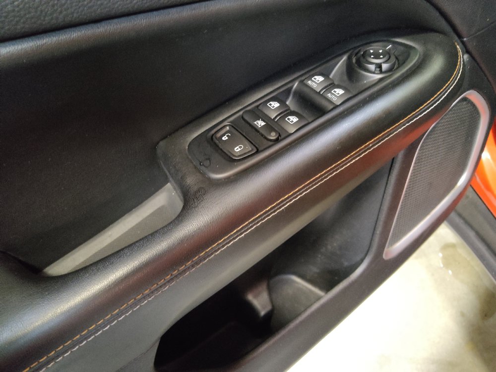 Used 2018 Jeep Compass Sport w/ Tech Group FWD image 27