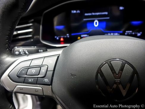 Used 2025 Volkswagen Jetta Sport FWD image 18