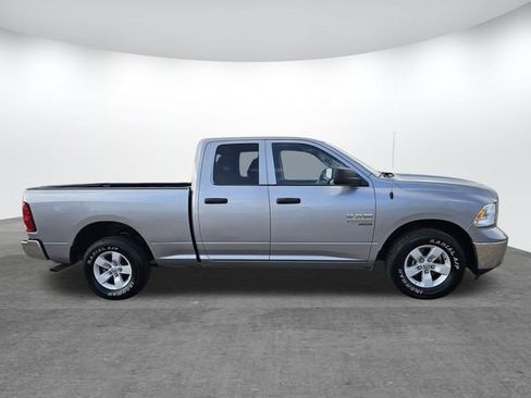 Used 2024 RAM 1500 Classic SLT image 3