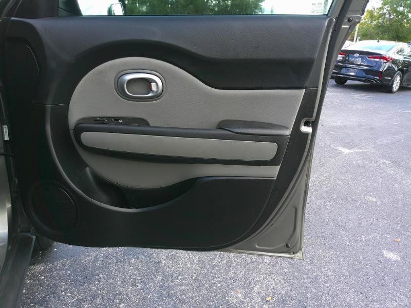 Used 2019 Kia Soul FWD image 25