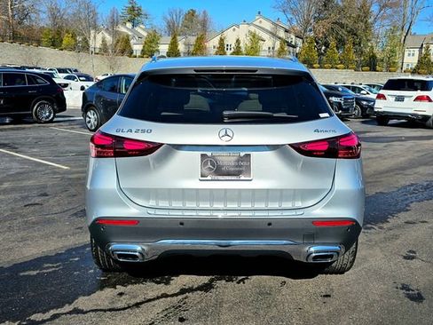New 2026 Mercedes-Benz GLA 250 4MATIC image 8