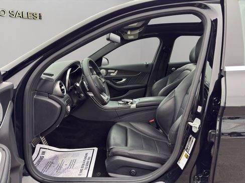Used 2016 Mercedes-Benz C 300 4MATIC Sedan image 9