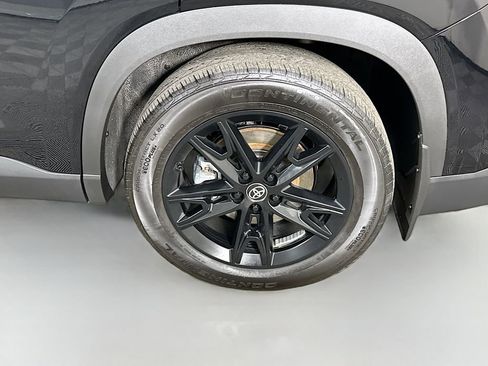 Certified 2024 Toyota Grand Highlander AWD Hybrid image 40