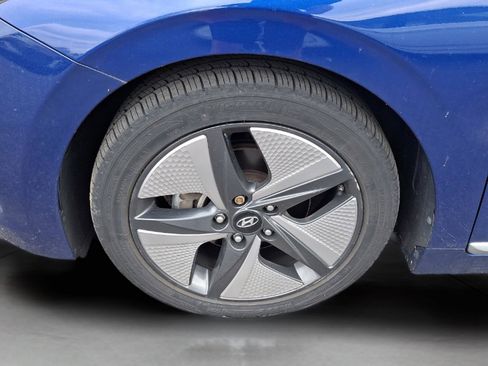 Certified 2022 Hyundai Ioniq SEL image 7