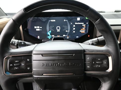 Used 2024 GMC Hummer EV 3X image 11