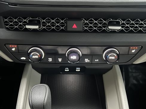 Used 2024 Honda Accord EX image 29