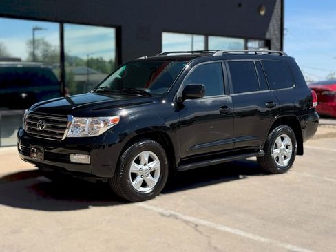 Used 2009 Toyota Land Cruiser AWD/4WD image 18