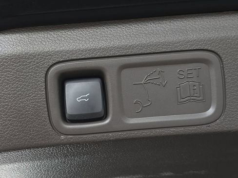 Used 2024 Lincoln Navigator Reserve AWD/4WD image 31