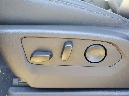 New 2026 Chevrolet Suburban Z71 w/ Z71 Off-Road Package image 25