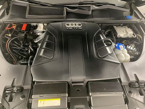 Used 2017 Audi Q7 3.0T Premium Plus image 10