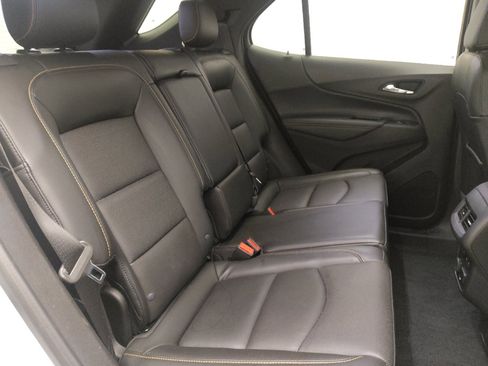 Used 2018 Chevrolet Equinox Premier image 19