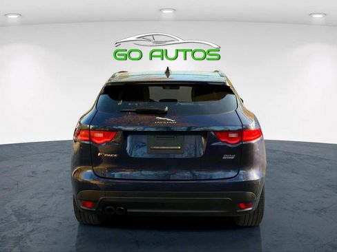 Used 2017 Jaguar F-PACE Prestige image 4