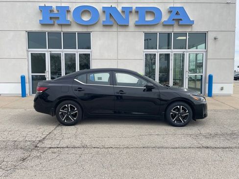 Used 2024 Nissan Sentra SV w/ All-Weather Package FWD image 4