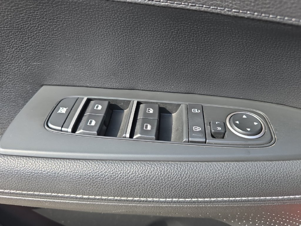 Used 2022 Kia Forte GT-Line w/ GT-Line Technology Package FWD image 31