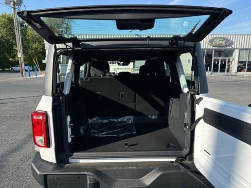 New 2025 Ford Bronco 4-Door image 22