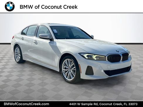 Used 2023 BMW 330i Sedan image 1