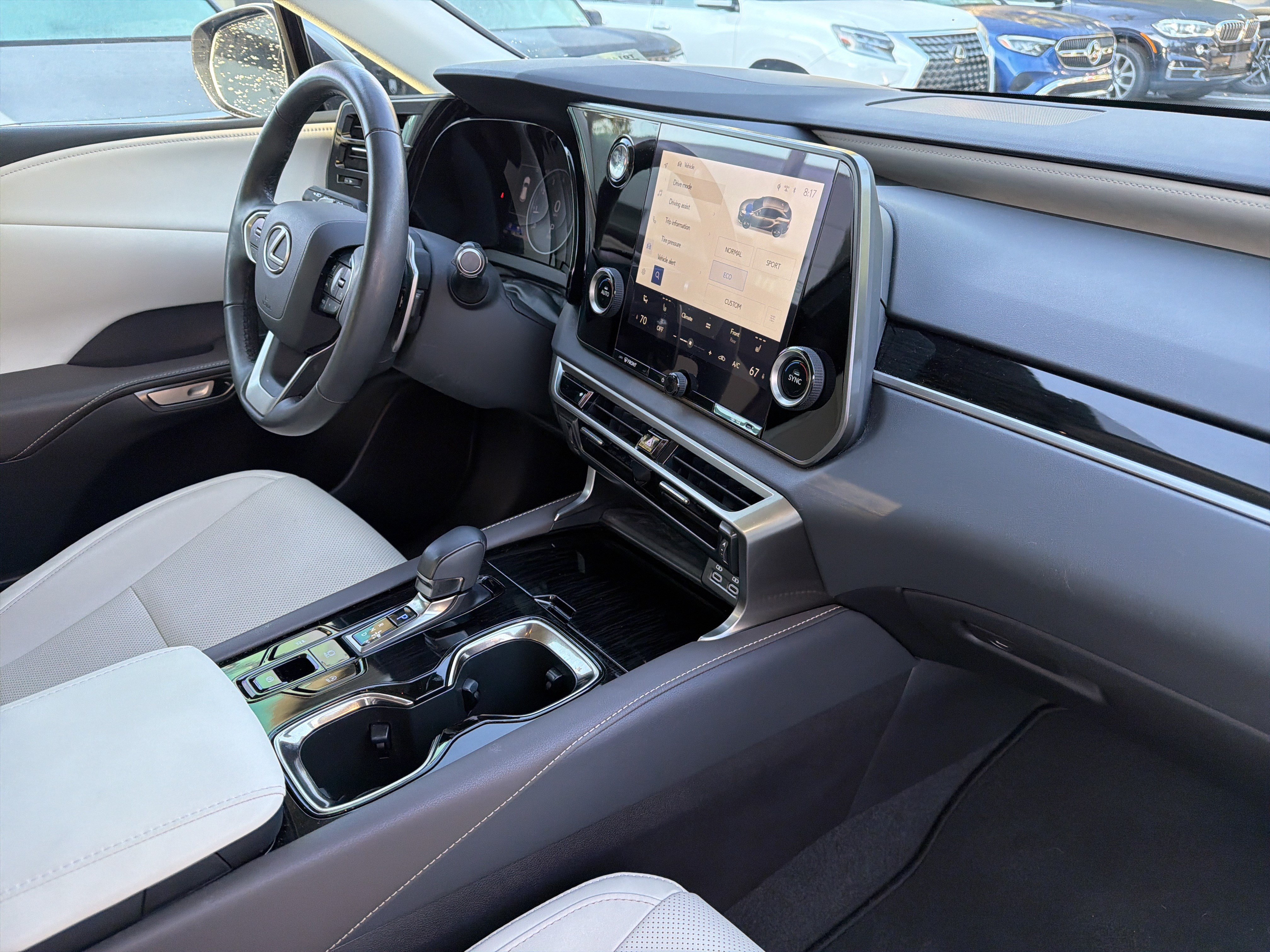 Certified 2024 Lexus RX 350 FWD w/ Technology Package image 43