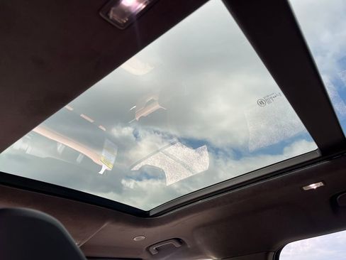 New 2026 Land Rover Defender 110 V8 image 14