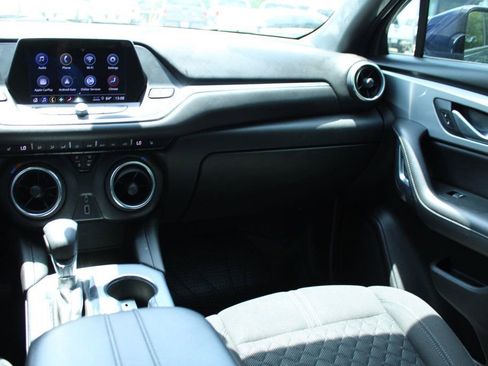 Used 2022 Chevrolet Blazer LT FWD image 46