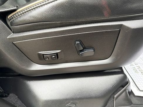 Used 2020 RAM 3500 Laramie RWD image 16