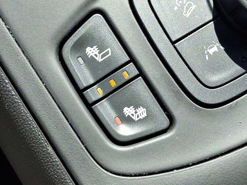 Certified 2023 GMC Terrain SLE w/ Driver Convenience Package image 19