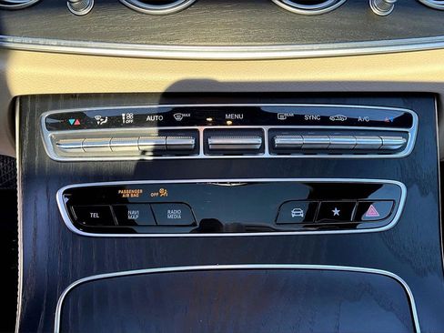 Used 2022 Mercedes-Benz E 350 Sedan image 18