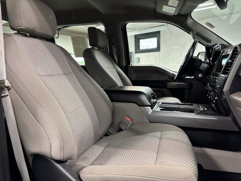 Used 2018 Ford F150 XLT w/ Equipment Group 302A Luxury AWD/4WD image 16