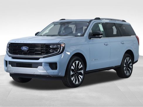 New 2025 Ford Expedition Platinum w/ Driver's Package image 11