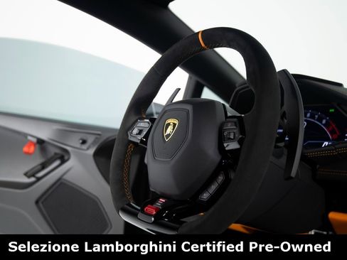 Used 2023 Lamborghini Huracan Tecnica image 28