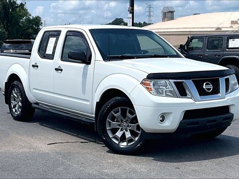 Used 2020 Nissan Frontier SV RWD image 37