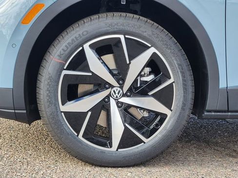 New 2026 Volkswagen ID.4 Pro S image 9