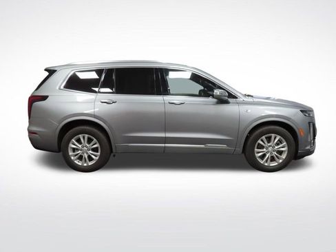 Used 2024 Cadillac XT6 Luxury FWD image 6