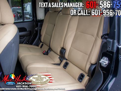 Used 2021 Jeep Gladiator Sport AWD/4WD image 9