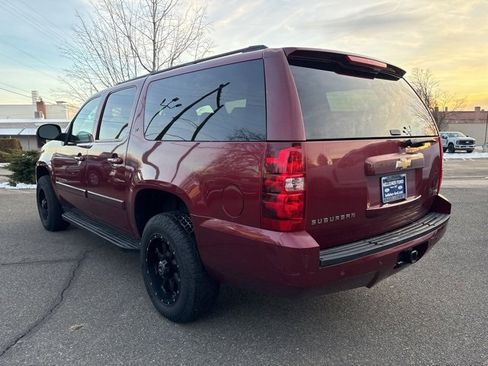 Used 2008 Chevrolet Suburban LT w/ LT Preferred Equipment Group image 6