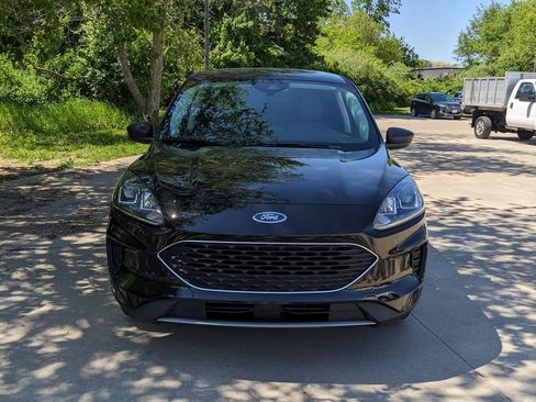 Used 2022 Ford Escape SE w/ Convenience Package FWD image 8
