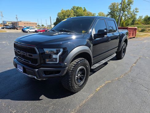 Used 2018 Ford F150 Raptor w/ Equipment Group 802A Luxury image 8