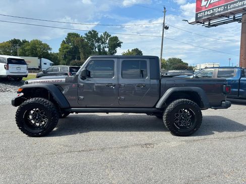 Used 2021 Jeep Gladiator Rubicon w/ Trailer Tow Package AWD/4WD image 2