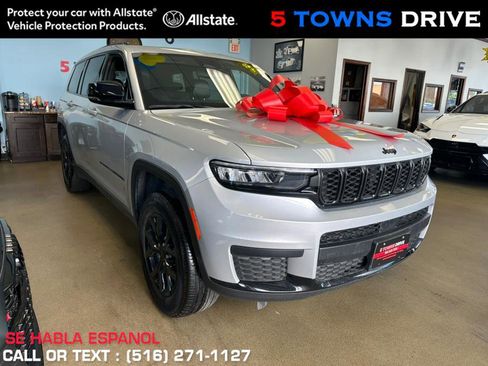 Used 2024 Jeep Grand Cherokee L Laredo image 1