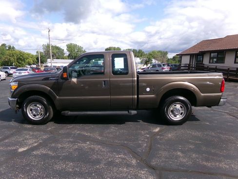 Used 2015 Ford F250 XL w/ XL Appearance Package RWD image 3