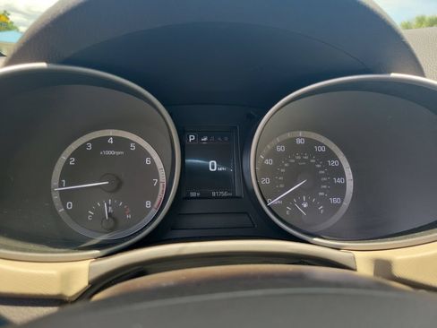 Used 2018 Hyundai Santa Fe Sport w/ 2.4L Value Package 02 FWD image 19