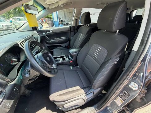 Used 2018 Kia Sportage LX FWD image 10