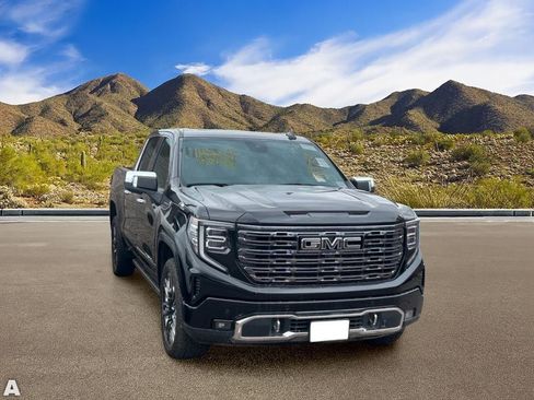 Used 2025 GMC Sierra 1500 Denali Ultimate AWD/4WD image 5
