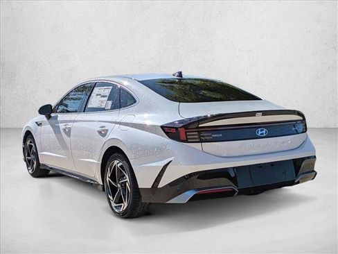 New 2026 Hyundai Sonata SEL FWD image 9